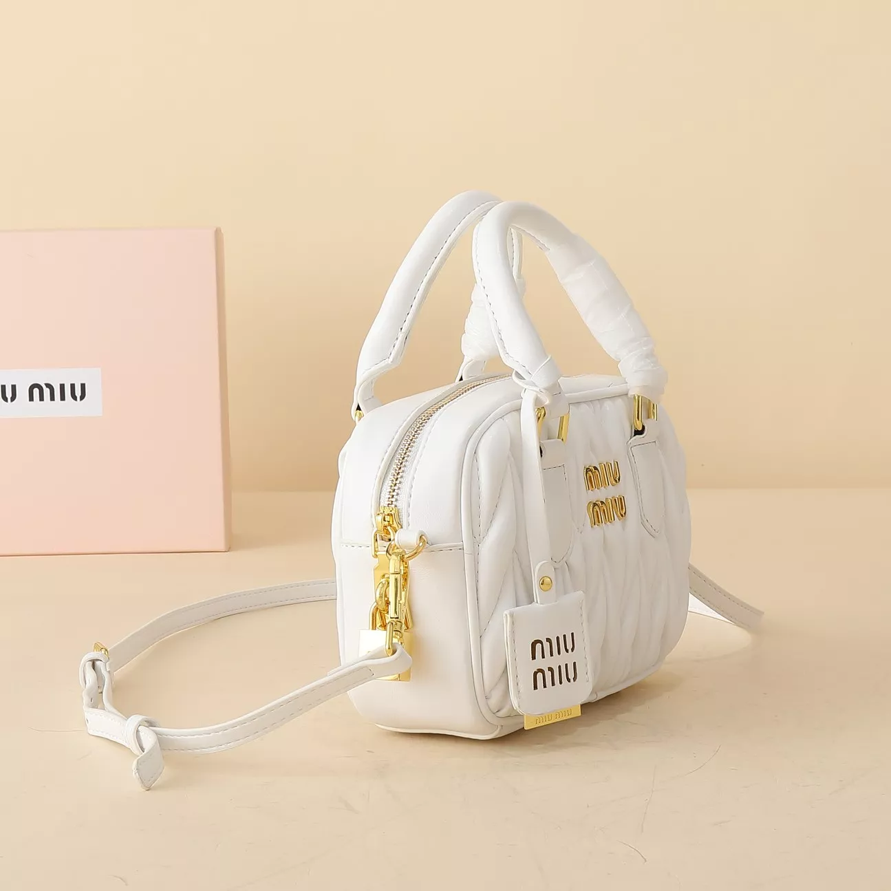 miu miu aaa qualite sac a main  pour femme s_12727413